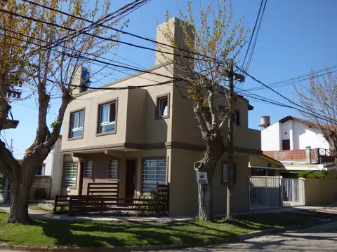 Dúplex en venta - 1 Dormitorio 1 Baño - 200Mts2 - Mar de Ajó