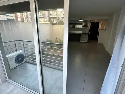 Departamento en Alquiler en Castelar Norte, $ 450.000