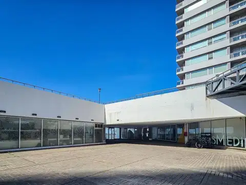 Local en Alquiler en Puerto Norte, USD 2.500