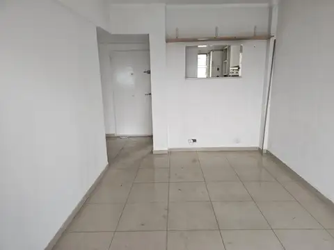 Departamento en Alquiler en Villa Luro, $ 550.000