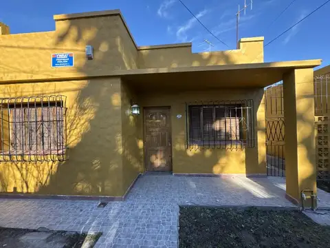Se ALQUILA Casa en Excelentes Condiciones