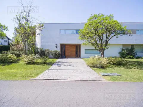 Importante casa en venta en Mayling Club de Campo, Chubut 415