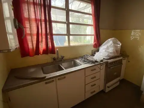 Depto Tipo Casa en Venta 56 años
