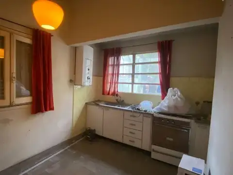 Depto Tipo Casa 3 ambientes con 2 baños