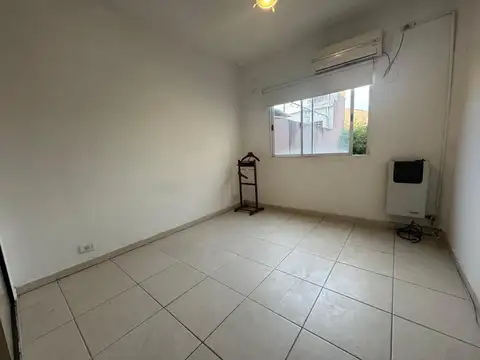 Departamento en Alquiler en Villa Sarmiento, $ 500.000