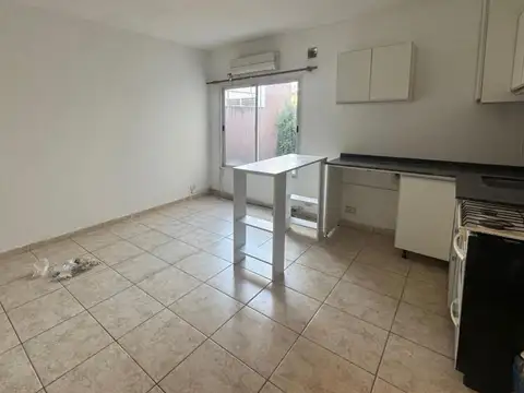 Estanislao Del Campo 1200, Piso 1°