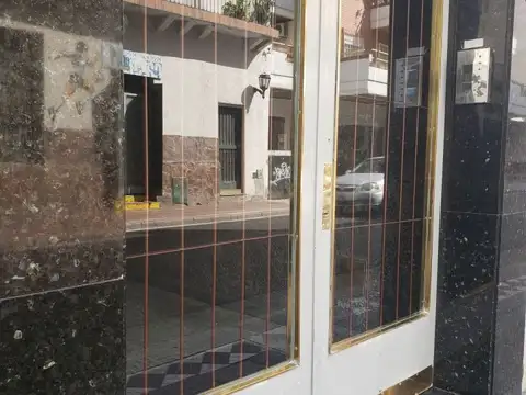 Oficina en Venta 51 años