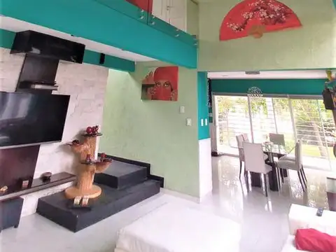 Casa 3 ambientes con 2 baños