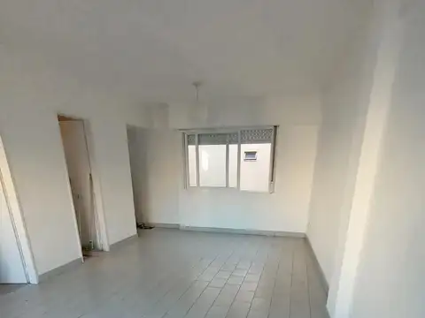 Departamento en Alquiler en Abasto, $ 750.000