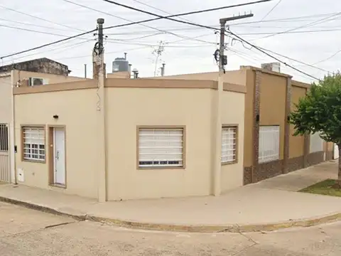 PH EN VENTA EN ARRECIFES CON OPCION ALQUILER