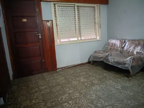 Depto Tipo Casa 5 ambientes con 2 baños