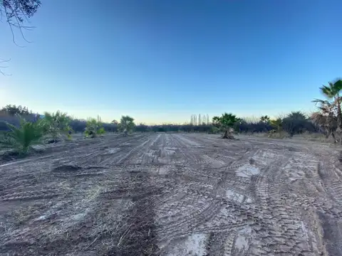 Terreno en Venta de 1871,0 m2