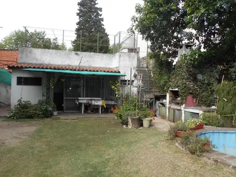 Casa 3 ambientes con 2 baños