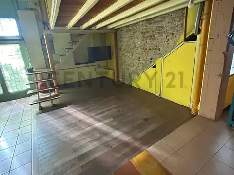 Martín Fierro 5700, Piso 0