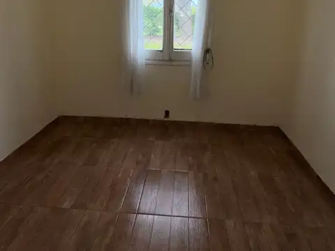Venta casa Atlántida 2 dormitorios barbacoa jardin