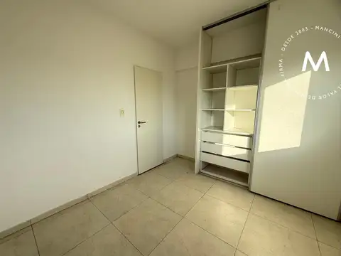 Ricardo Balbin 1709 - San Martín