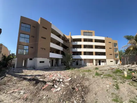 DEPARTAMENTO DE 3 AMB CON BALCON TERRAZA Y PARRILLA