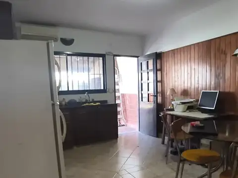 Manuel Porcel De Peralta 900, Piso 1