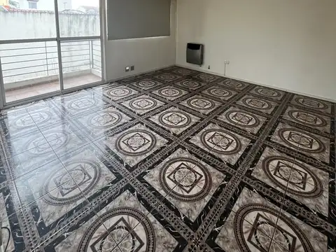 Departamento en Alquiler en Villa Luzuriaga, $ 750.000