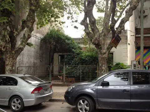 Casa a reciclar en Monte Grande