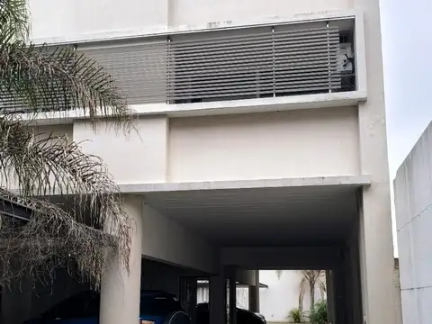 Departamento en Alquiler en Tolosa, $ 840.000