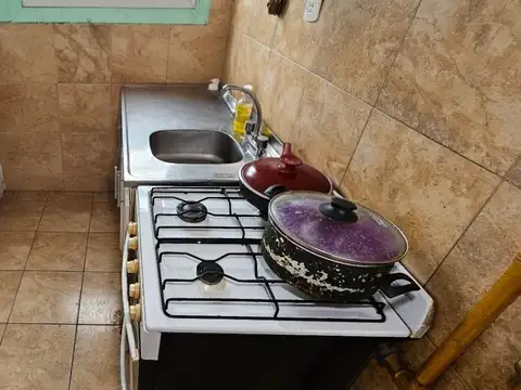 EN VENTA - CASA DE 2 DORMITORIOS EN PUNTA ALTA - BARRIO ATE VI - SOBRE CALLE VELEZ