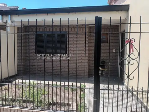 136 entre 524y525 1111100, Piso PB