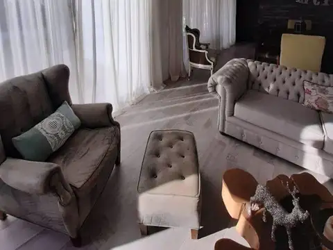 Casa en Venta en El Canton, USD 310.000