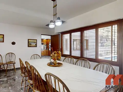 Importante Chalet de 8 amb en Olivos