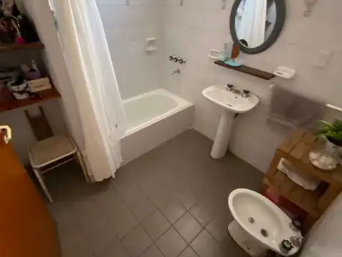 Depto Tipo Casa 4 ambientes con 1 baño