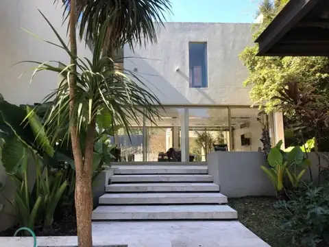 Casa en Alquiler de 4 dormitorios