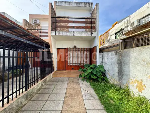 Depto Tipo Casa en Venta de 4 ambientes