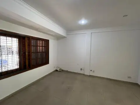 Depto Tipo Casa en Venta en Avellaneda, USD 205.000