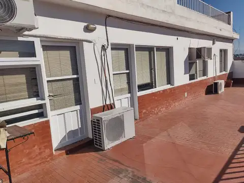 Centro. Deán Funes 100