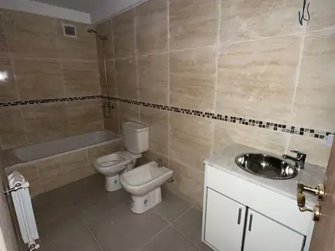 Departamento 3 ambientes con 2 baños