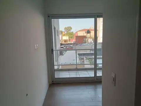 Departamento en Alquiler en Flores, USD 700