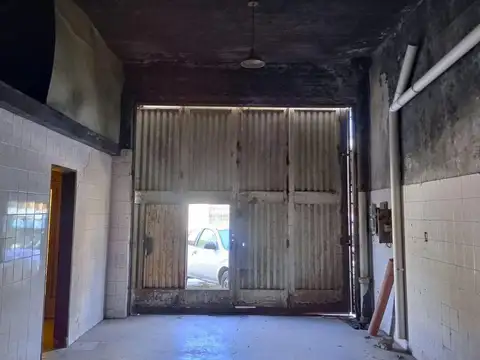 Galpon en Alquiler en Remedios de Escalada, $ 800.000