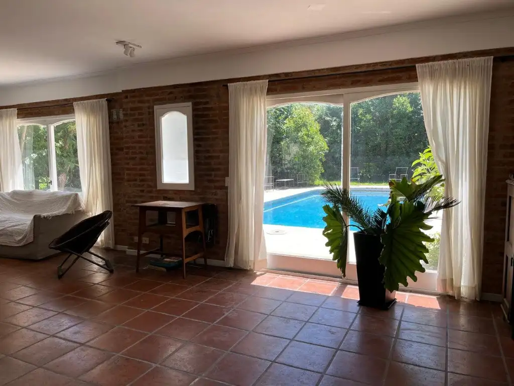 Casa en Alquiler Temporal en San Carlos Country Club