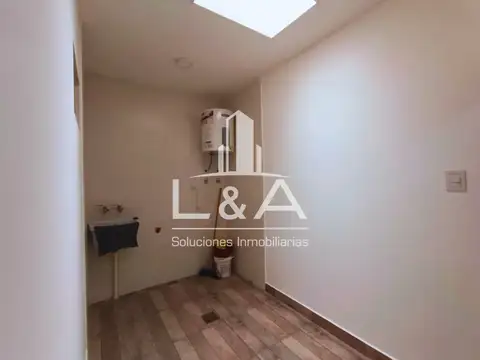 Departamento en Alquiler en Barrio Libertador, USD 450.000