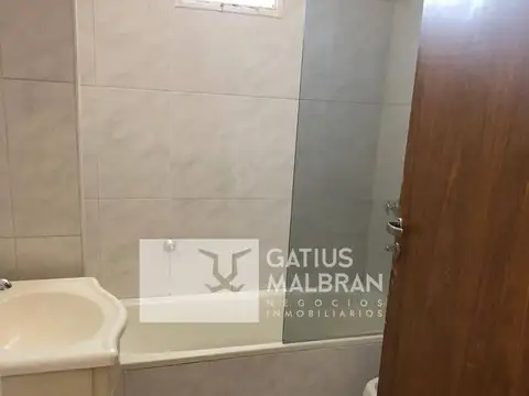 Muy luminoso y con amenities