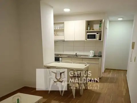 Muy luminoso y con amenities