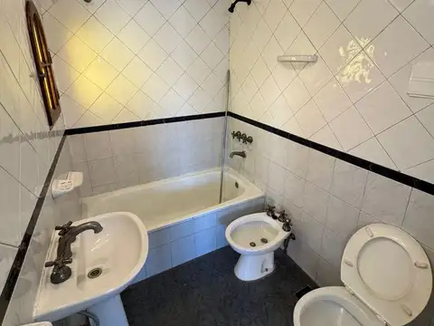 Departamento en Alquiler en Villa Adelina, $ 900.000