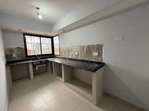 Casa en Venta en Granadero Baigorria, USD 85.000