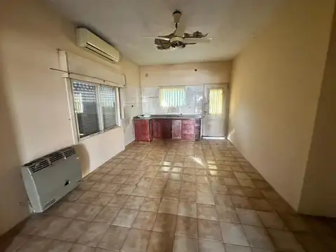 Casa en Venta en Quilmes, USD 48.000