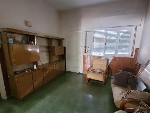 Madariaga 2400, Piso -