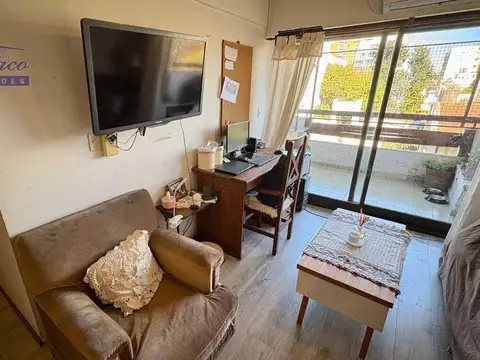 Departamento en Venta en Coghlan, USD 165.000