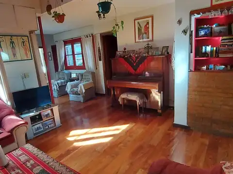 Venta PH 4 Dormitorios 3 baños,Terraza,Quincho en Caballito