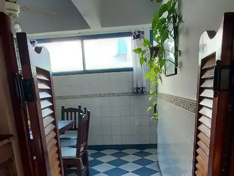 Depto Tipo Casa en Venta 48 años