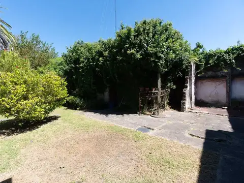 Calle 3 entre 518 y 519 1300