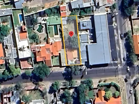 VENTA Terreno 746,25m2   constr. Heroes de Malvinas N°593